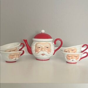 Santa Claus Ceramic Teapot and Cup Set (small)